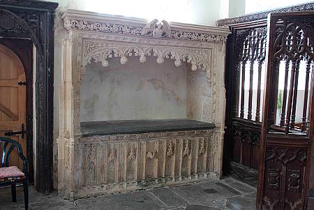 Monkleigh - Tomb Detail